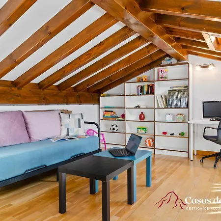 Casa La Carrera - Casas De Picos *